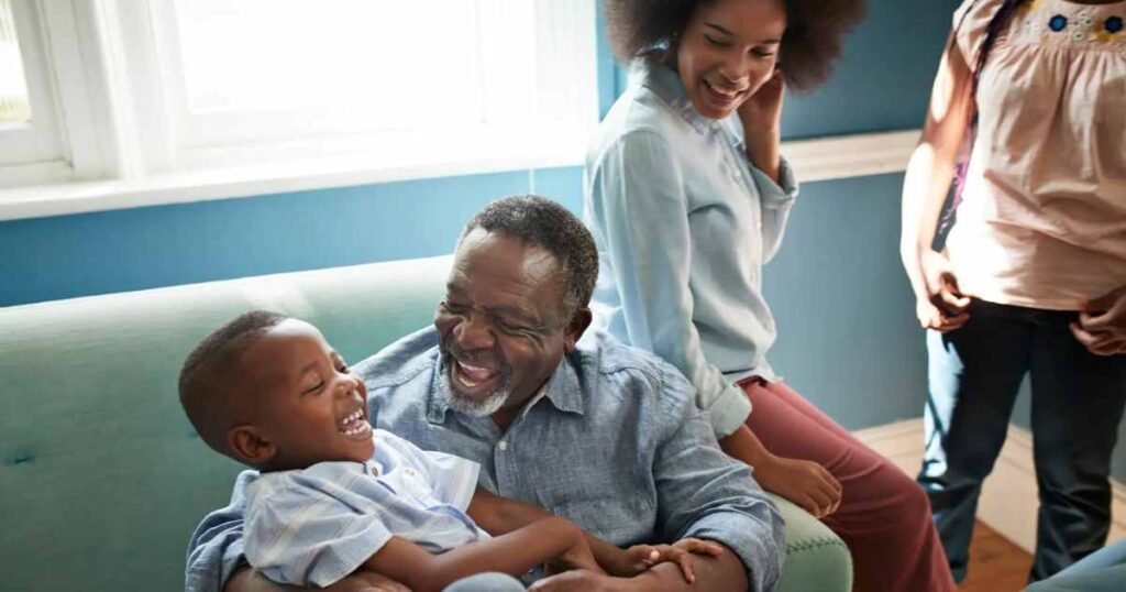 Ways to Give Your Retirement Savings to Grandkids + How to Leave Grandkids your Retirement Savings